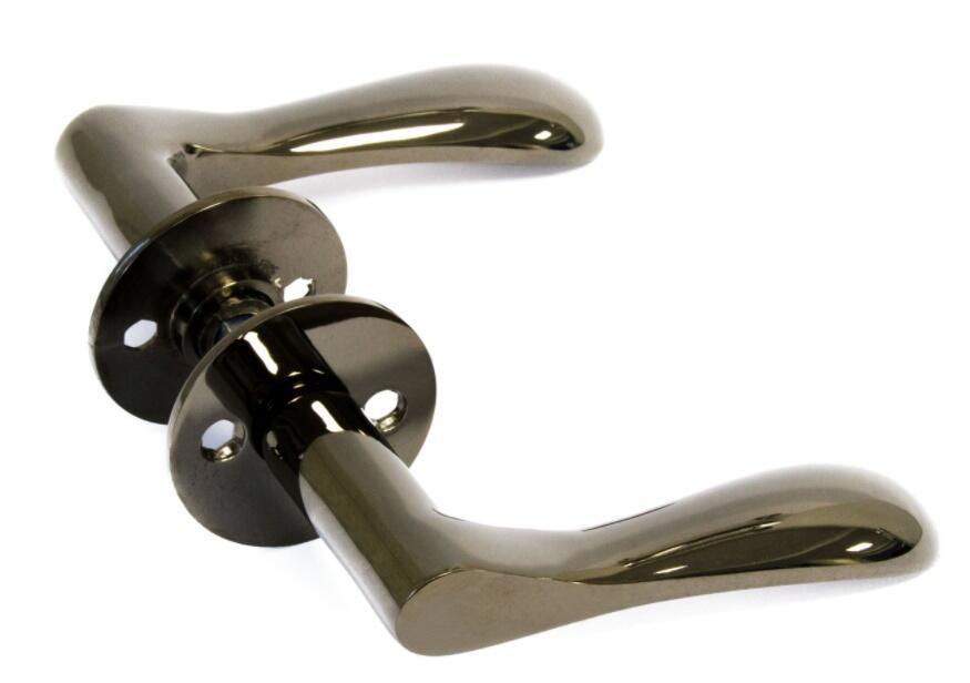 Door handle Earth Black Polished Nickel with rosettes cc30 and keyholes
